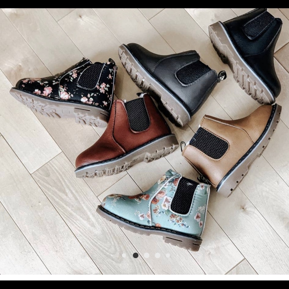 childrens shoes,